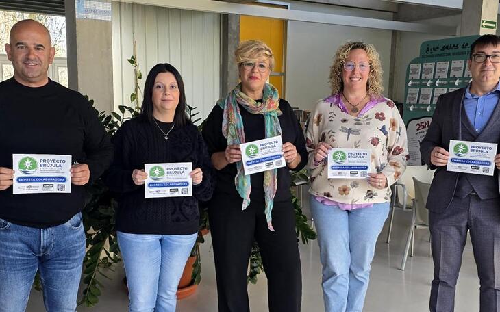 Bienestar Social implica a las asociaciones vecinales en el Proyecto Brújula para llegar a más mayores vulnerables 